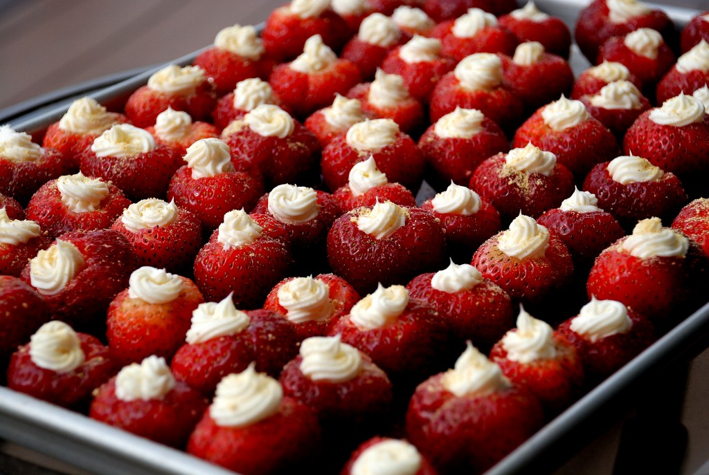 cheesecake stuffed strawberries_small