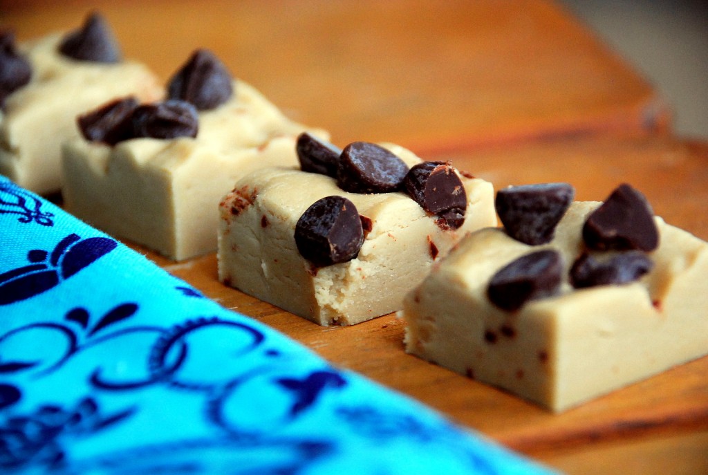 chocolate chip cookie dough fudge_small