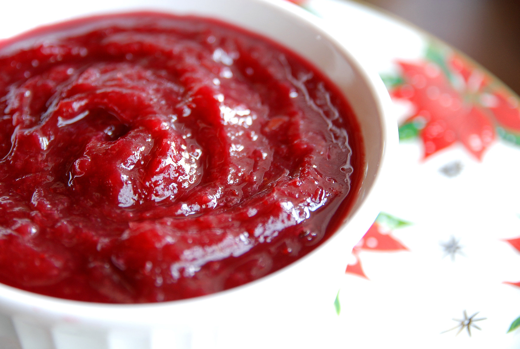 Thanksgiving Prep: Slow Cooker Cranberry Sauce