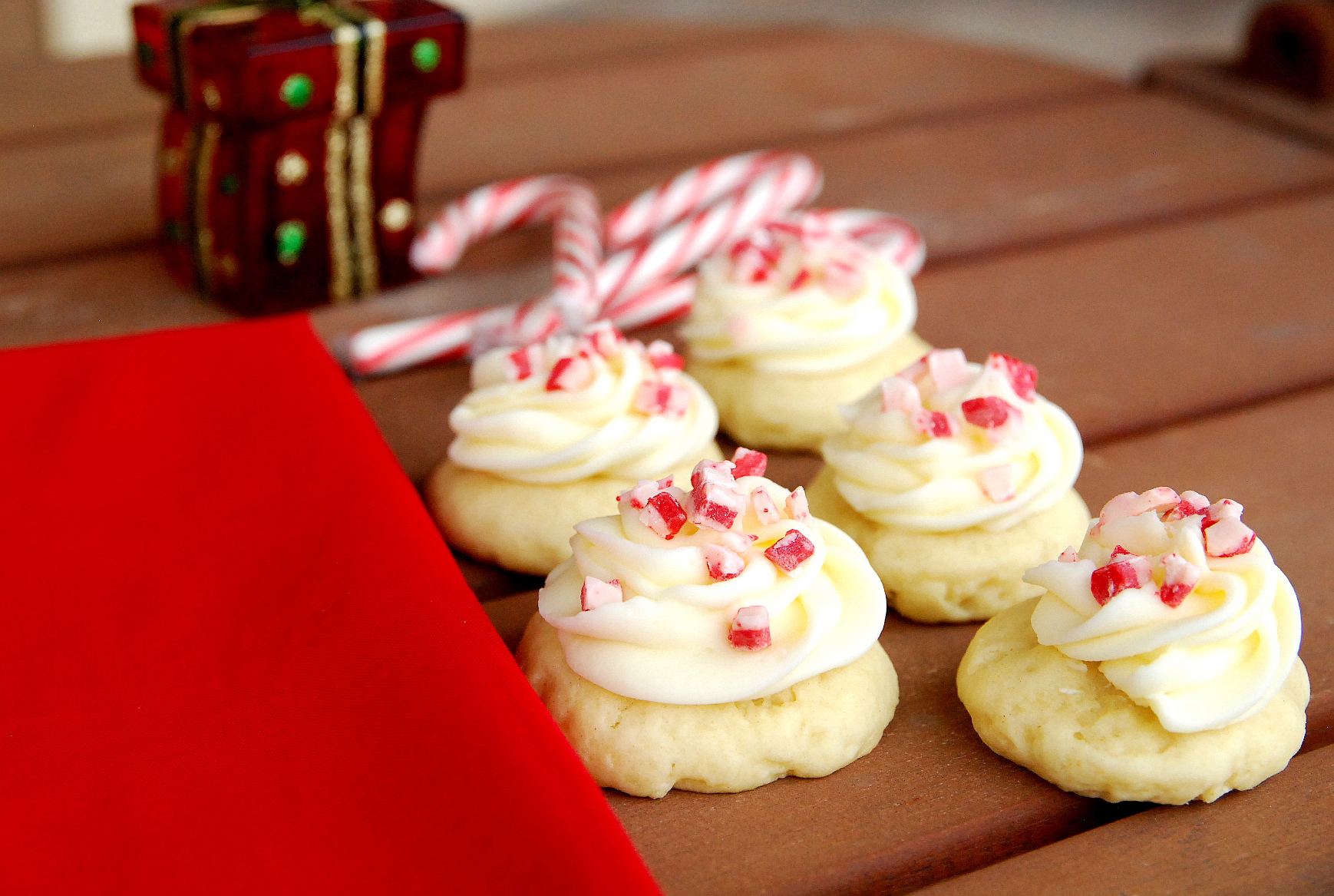 Holiday Cookie Countdown: Peppermint Pillows